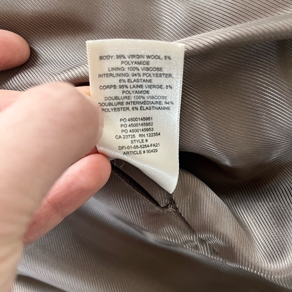 Aritzia Babaton New Stedman Coat (Medium in Dovetail Taupe) - Picture 8 of 8